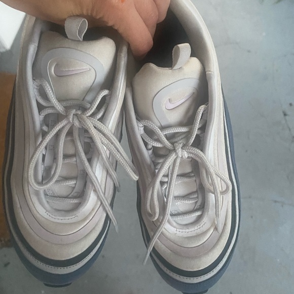 Air Max 97 - Picture 2 of 3